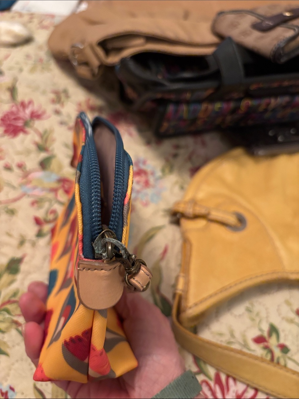 Yellow Patterned Wristlet Pouch - Unbranded - Picture 5 of 7
